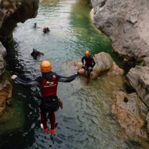 actividades de aventura en el rio guadalquivir, descenso de barrancos en cazorla