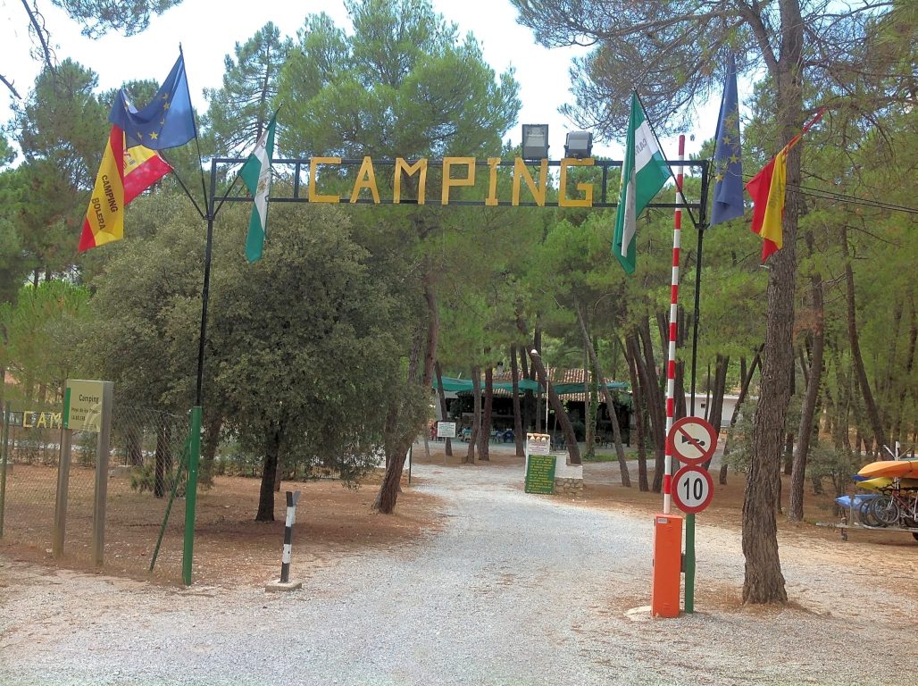 Turismo activo en el Camping Hoyo de los Pinos